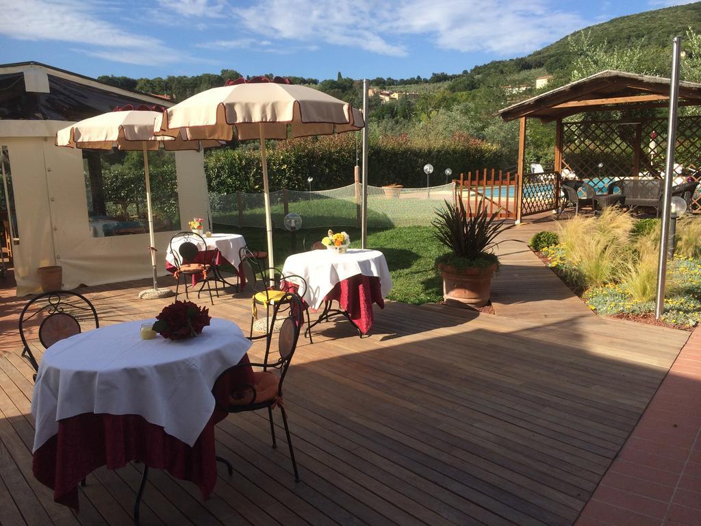 סנטה לוצ'ה Podere Cortesi Agriturismo Molinaccio מראה חיצוני תמונה