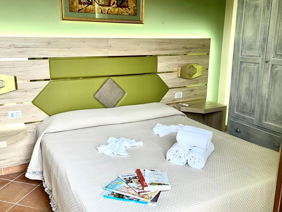 סנטה לוצ'ה Podere Cortesi Agriturismo Molinaccio מראה חיצוני תמונה