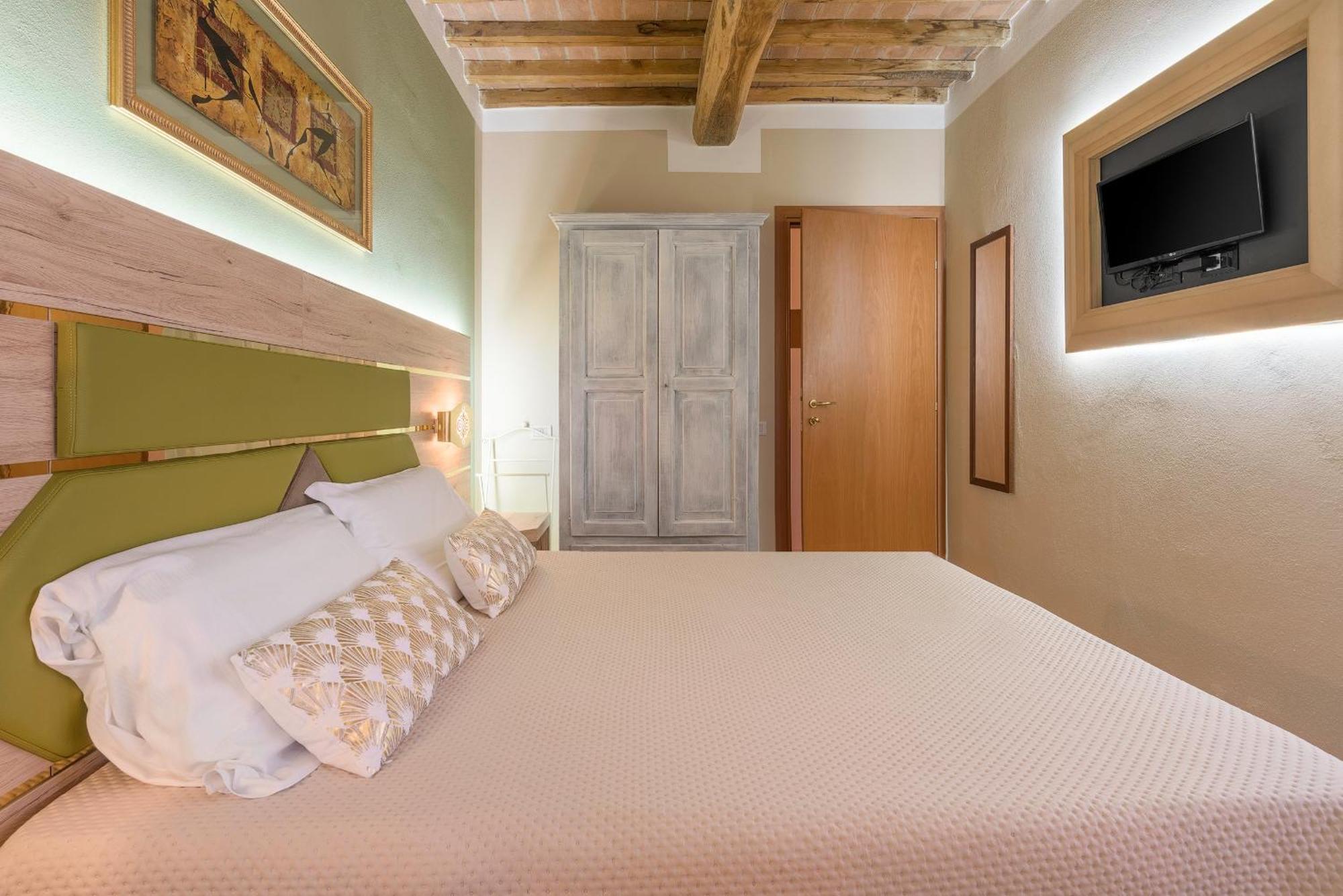 סנטה לוצ'ה Podere Cortesi Agriturismo Molinaccio מראה חיצוני תמונה
