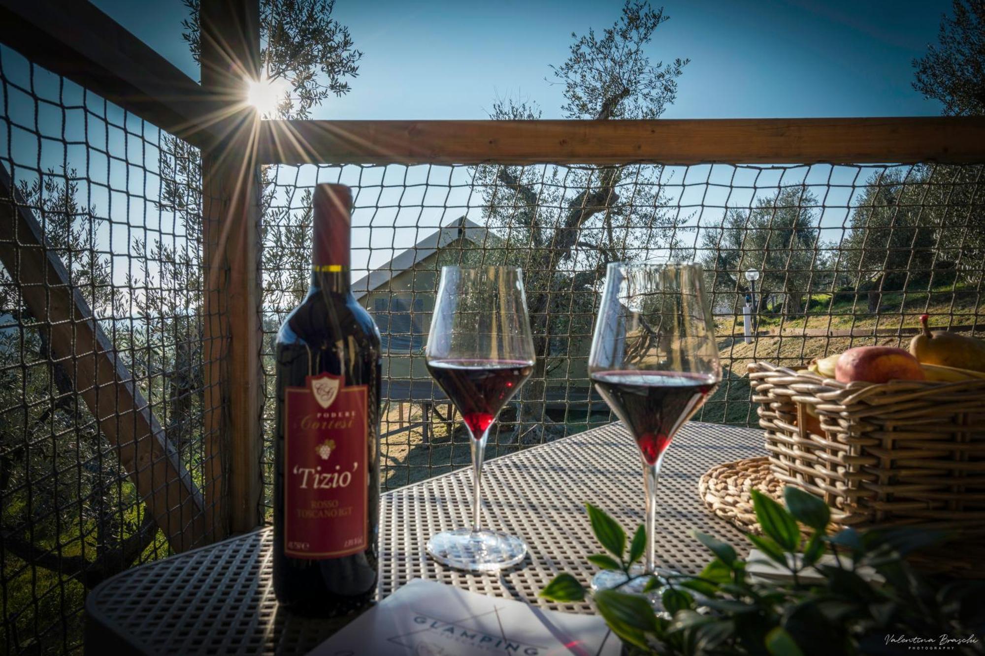 סנטה לוצ'ה Podere Cortesi Agriturismo Molinaccio מראה חיצוני תמונה