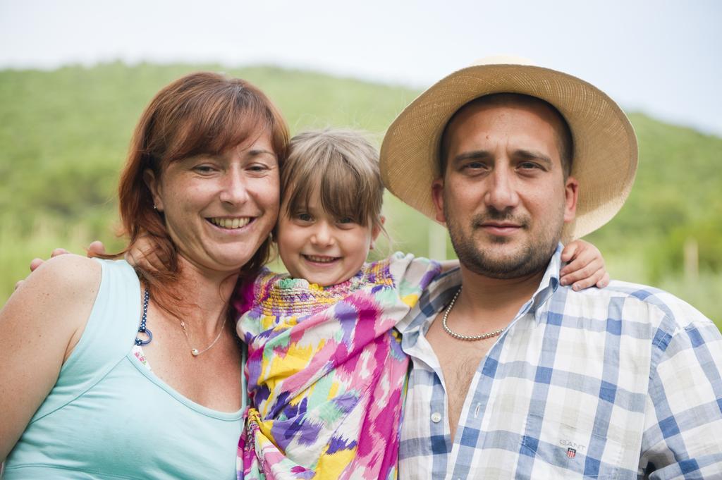סנטה לוצ'ה Podere Cortesi Agriturismo Molinaccio מראה חיצוני תמונה