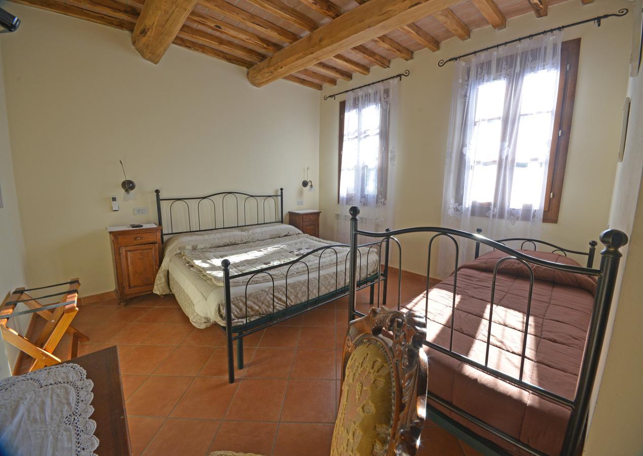 סנטה לוצ'ה Podere Cortesi Agriturismo Molinaccio מראה חיצוני תמונה