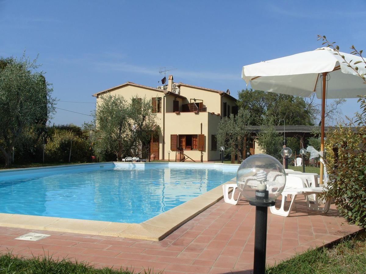 סנטה לוצ'ה Podere Cortesi Agriturismo Molinaccio מראה חיצוני תמונה